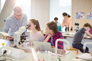 de cep newsletter spotlight education 2025