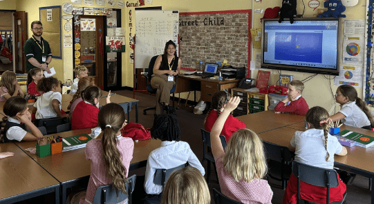 DE UK ClassroomConnect Tile Image2 png