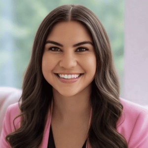 Samantha Mora Headshot